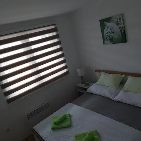 Apartment Stan Na Dan Mb Istocno Sarajevo
