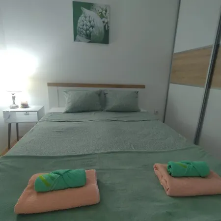 Stan Na Dan Mb Istocno Sarajevo Apartment *